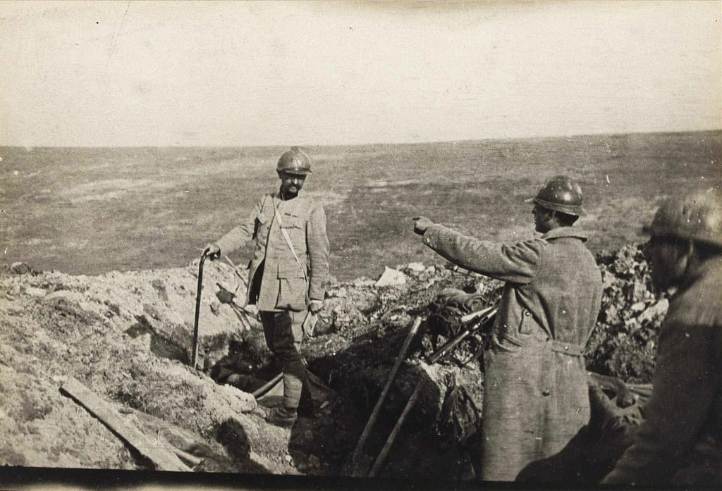 Tranchée française sur la cote 344, près de l'ouvrage de la Caïne, Verdun, le 21 août 1917