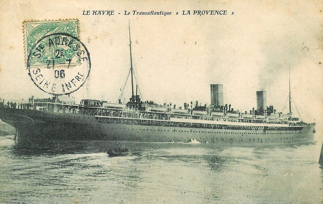 Carte postale du paquebot La Provence, devenu le croiseur auxiliaire Provence II, à bord duquel a disparu Pierre de Daran, prêtre soldat de la Première Guerre mondiale