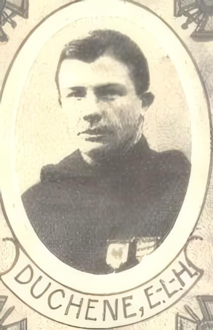 Portrait de DUCHÊNE Émile Louis Henri, frère convers — missionnaire à Brousse, prêtre soldat de la Première Guerre mondiale
