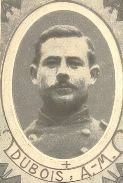Portrait de DUBOIS Augustin Marie, tonsuré, prêtre soldat de la Première Guerre mondiale
