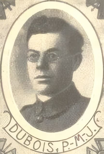 Portrait de DUBOIS Pierre Marie Joseph, vicaire à Strépy — aumônier, prêtre soldat de la Première Guerre mondiale