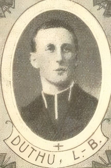 Portrait de DUTHU Lucien Bernard, tonsuré, prêtre soldat de la Première Guerre mondiale