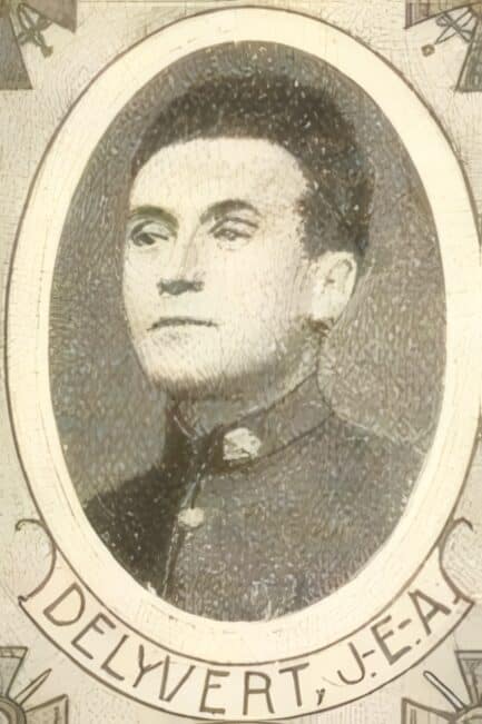 Portrait de DELYVERT Jean Emile Antoine, missionnaire des Pères du Saint-Esprit mobilisé pendant la Première Guerre mondiale