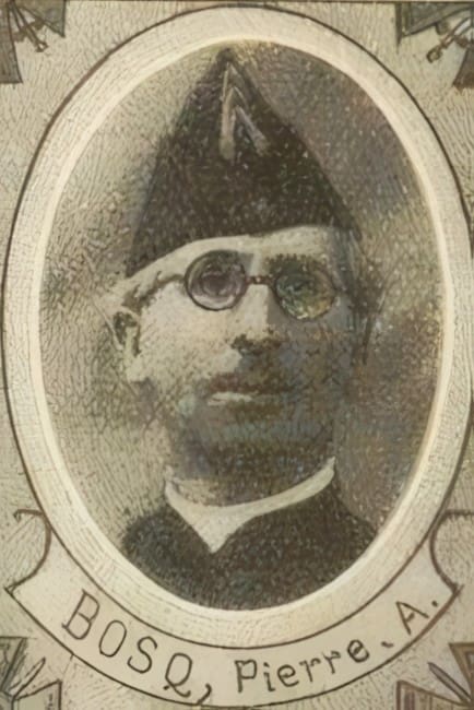 Portrait de BOSQ Pierre-Alphonse, vicaire puis curé, aumônier titulaire de cavalerie, prêtre soldat de la Première Guerre mondiale