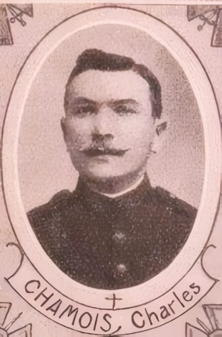 Portrait de CHAMOIS Charles François, clerc tonsuré, prêtre soldat de la Première Guerre mondiale