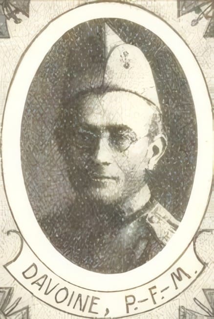 Portrait de DAVOINE Prosper François Marie, vicaire, prêtre soldat de la Première Guerre mondiale