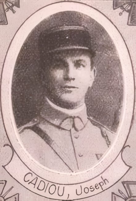 Portrait de CADIOU Joseph Claude Marie, vicaire à la cathédrale de Quimper, prêtre soldat de la Première Guerre mondiale