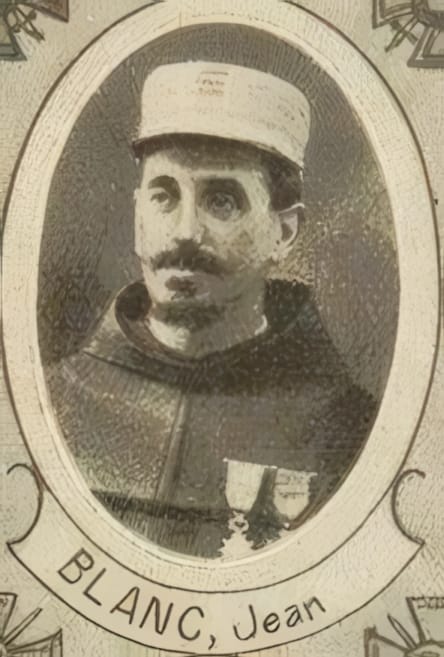 Portrait de BLANC Jean, ancien missionnaire au Chau-Toung, aumônier volontaire, prêtre soldat de la Première Guerre mondiale