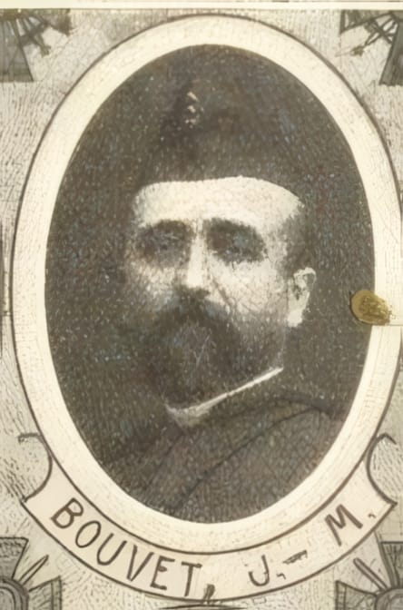 Portrait de BOUVET Joseph-Marius, curé de Saint-Prix, aumônier titulaire, prêtre soldat de la Première Guerre mondiale
