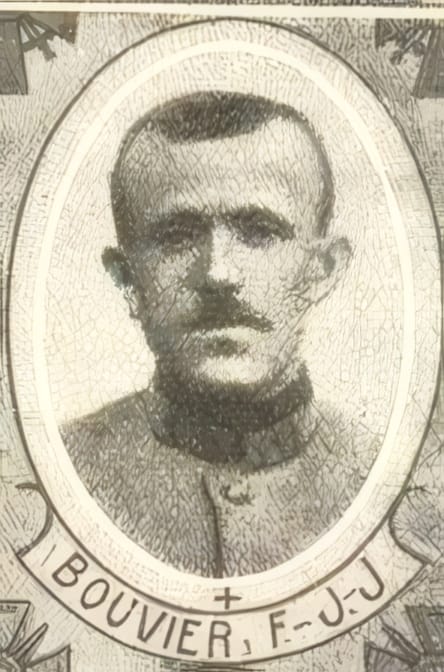 Portrait de BOUVIER Félix-Jules-Joseph, licencié ès lettres, professeur à Courtefontaine, brancardier-aumônier, prêtre soldat de la Première Guerre mondiale