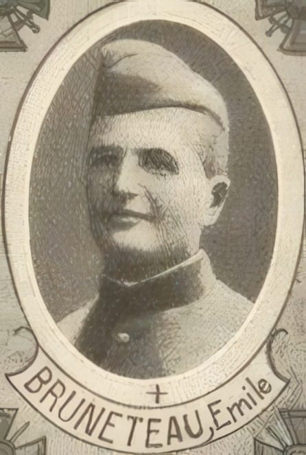 Portrait de BRUNETEAU Émile, prêtre, prêtre soldat de la Première Guerre mondiale