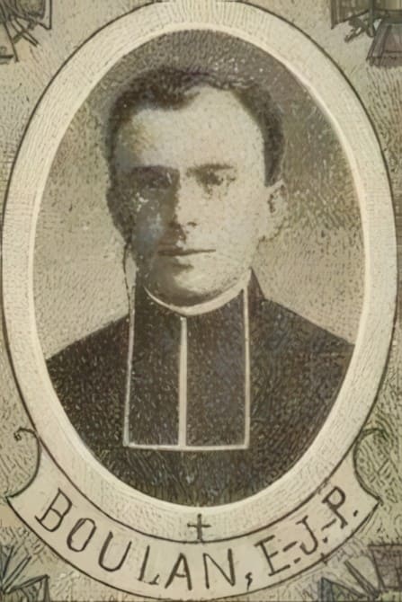 Portrait de BOULAN Élie-Joseph-Pierre, vicaire à Notre-Dame du Sacré-Cœur de Valenciennes, sous-lieutenant, prêtre soldat de la Première Guerre mondiale