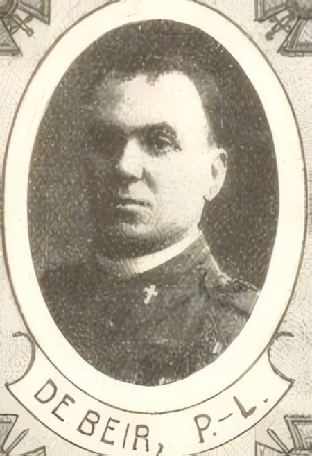 Portrait de DE BEIR Paul L., directeur, prêtre soldat de la Première Guerre mondiale