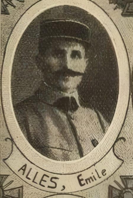 Portrait de Émile Alles, religieux, Frères du Sacré-Cœur, Livre d'or du Clergé 1914-1918