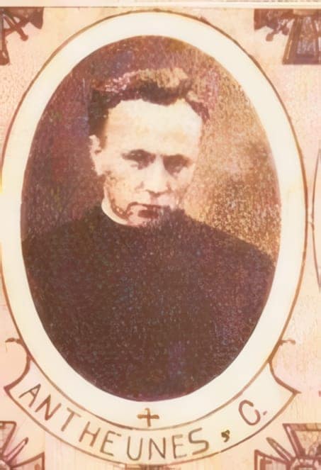 Portrait de Cyrille Antheunes, professeur du diocèse de Lille, aumônier militaire, Livre d'or du Clergé 1914-1918