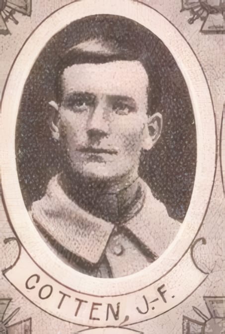 Portrait de COTTEN Jean François, clerc tonsuré / Vicaire, prêtre soldat de la Première Guerre mondiale