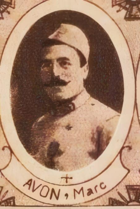 Portrait de Pierre-Marc Avon, vicaire du diocèse de Bordeaux, Croix de guerre, Livre d'or du Clergé 1914-1918