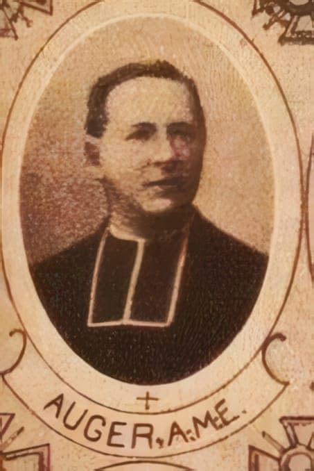 Portrait de Alfred-Marie-Édouard Auger, directeur-fondateur d'école du diocèse de Bayeux, Livre d'or du Clergé 1914-1918