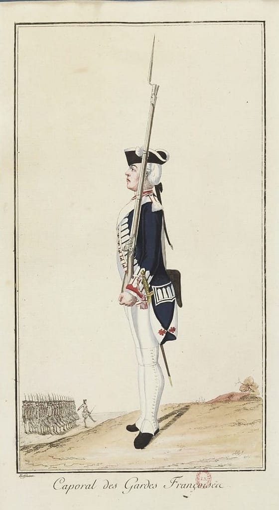 Caporal des gardes françaises en uniforme, habit bleu et blanc, fusil à baïonnette, vers 1789