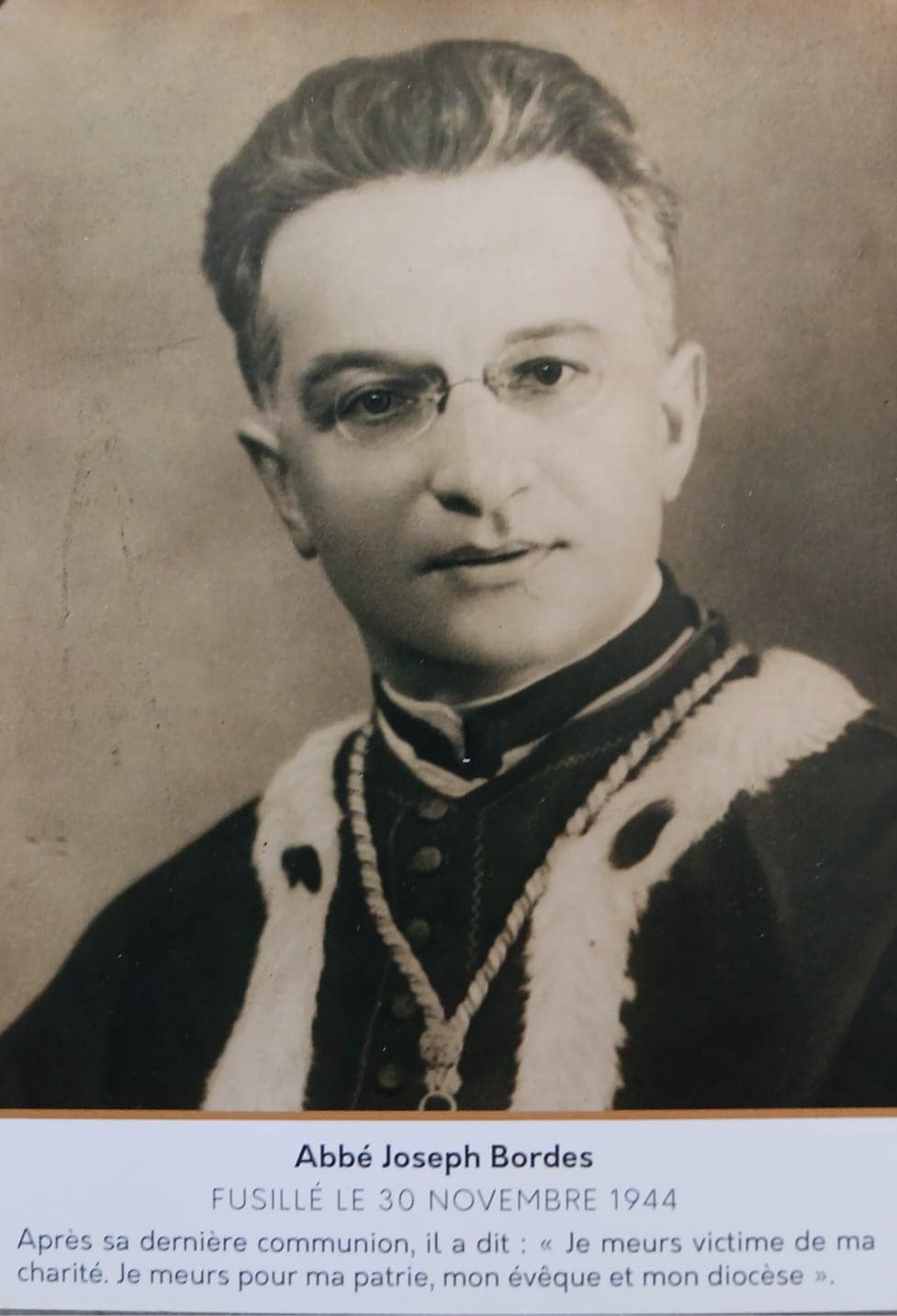 Portrait de l'abbé Marie François Joseph Bordes, chanoine, résistant fusillé à Gaggenau en 1944.